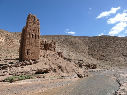 01038676 copy 2432x1824