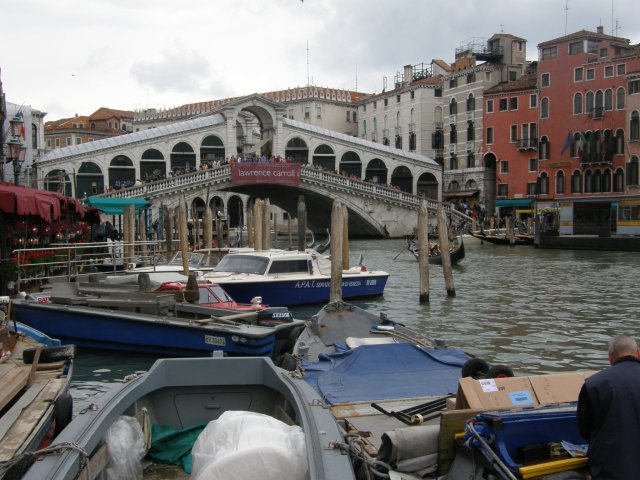 Le pont du Rialto a Venise