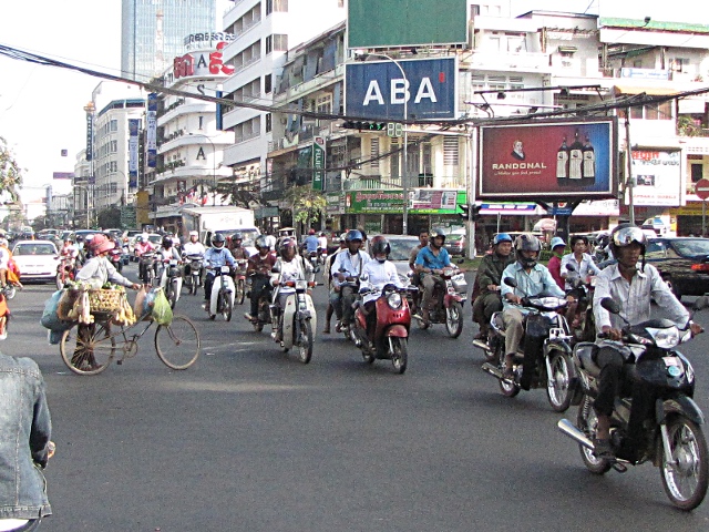 2010/2011 - A véo couché du Myanmar à la Russie et retour. Cambodge